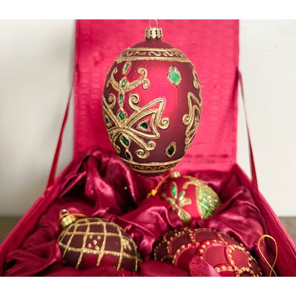 Frontgate Burgundy Glass Egg Ornaments Set of 4 EUC in Box - Picture 5 of 10